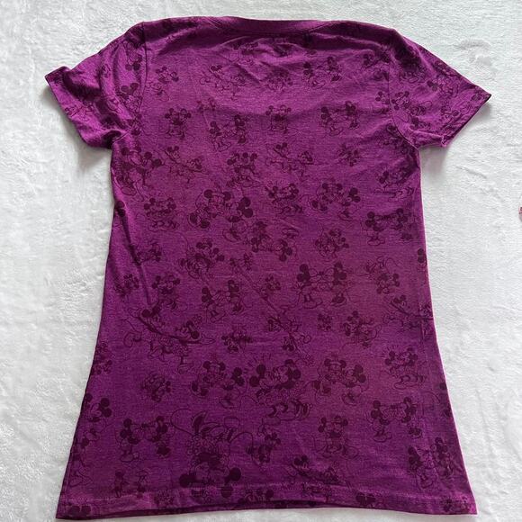 Disney Store Mickey & Minnie all over print purple Love t-shirt size medium - Picture 2 of 7